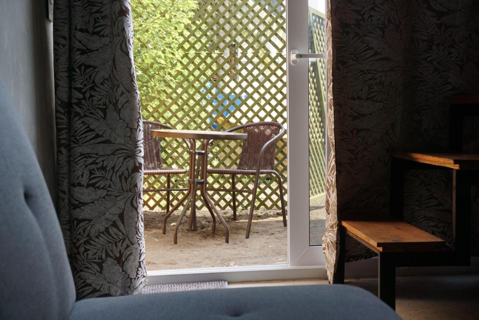 Green Belly Surf Hostel El Paredón Buena Vista المظهر الخارجي الصورة